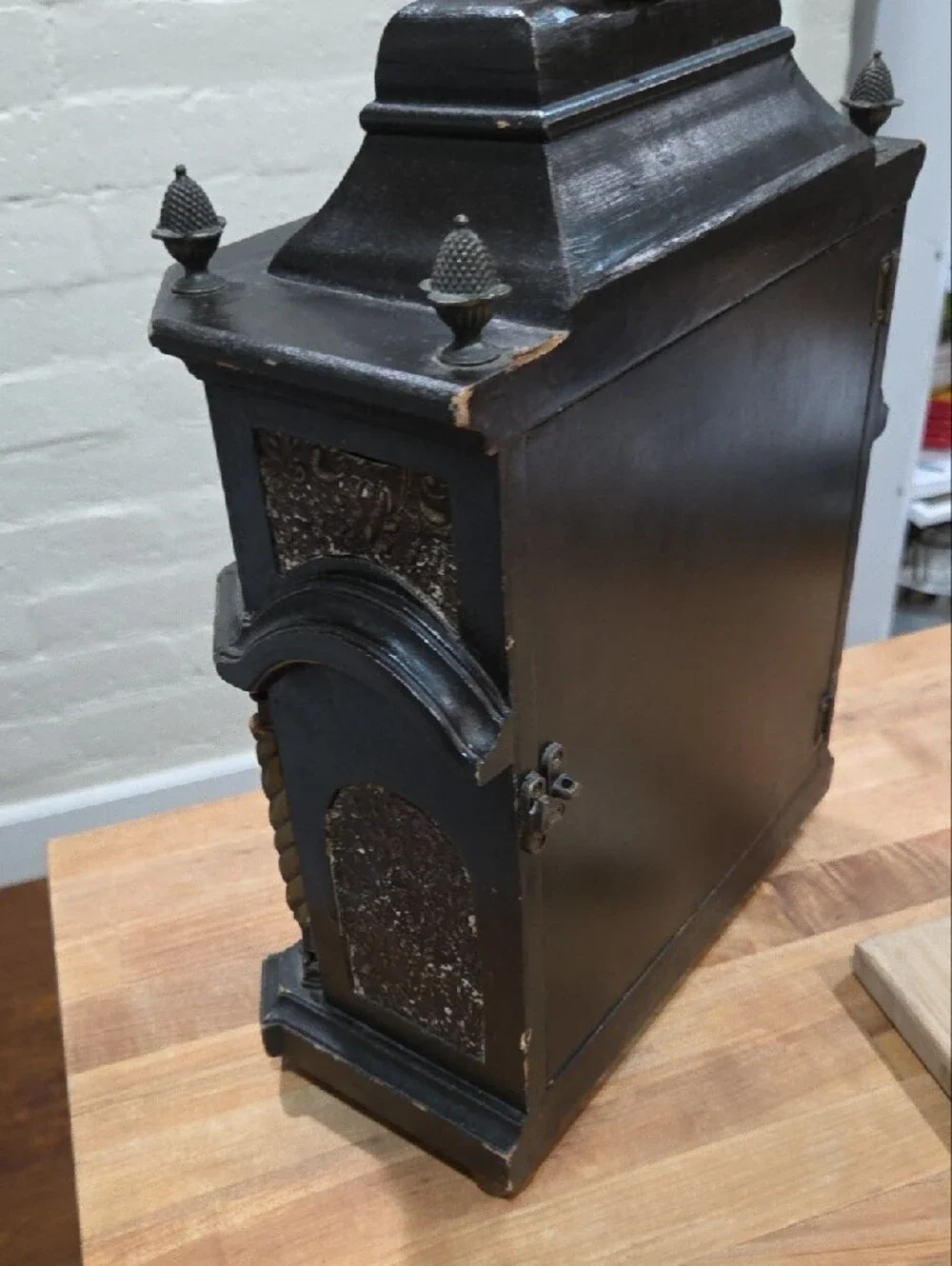 Victorian-Style Black and Gold Decorative Mantel Clock